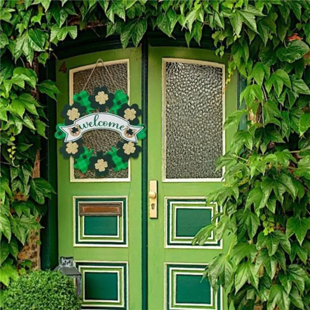 St Patricks Day Decorations, Wood Shamrock Hanging Welcome Wall Sign,